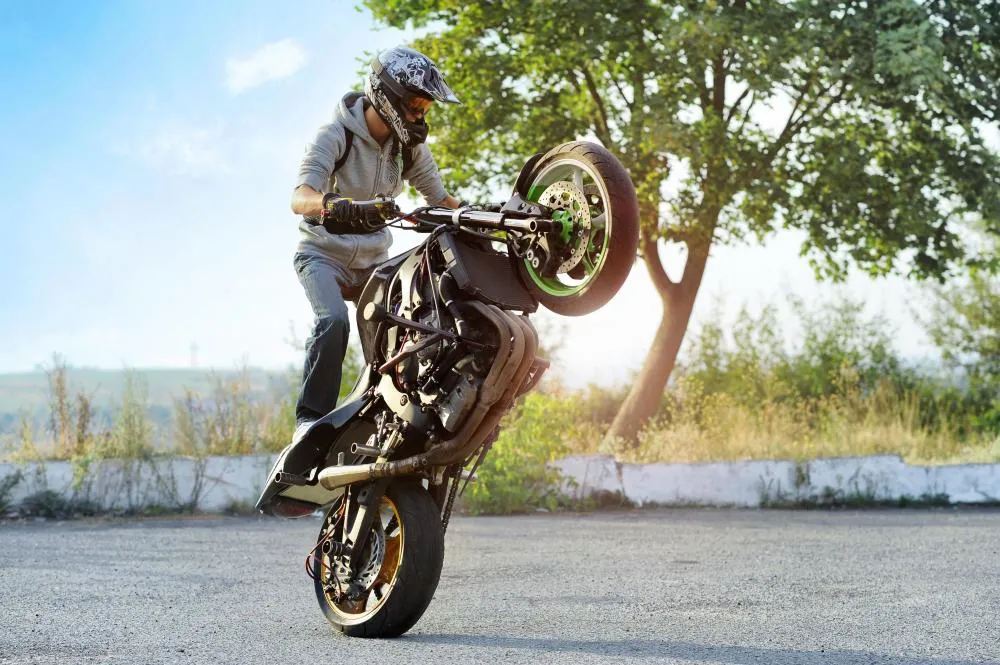 MPBA recomenda coibir prática de “grau” uma manobra perigosa de motocicletas 