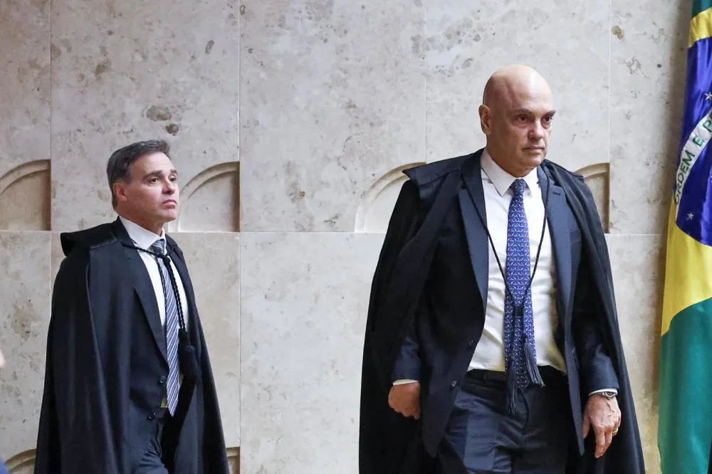 Caso Banco Master amplia tensão no STF após encontro de Mendonça com Vorcaro e novas acusações